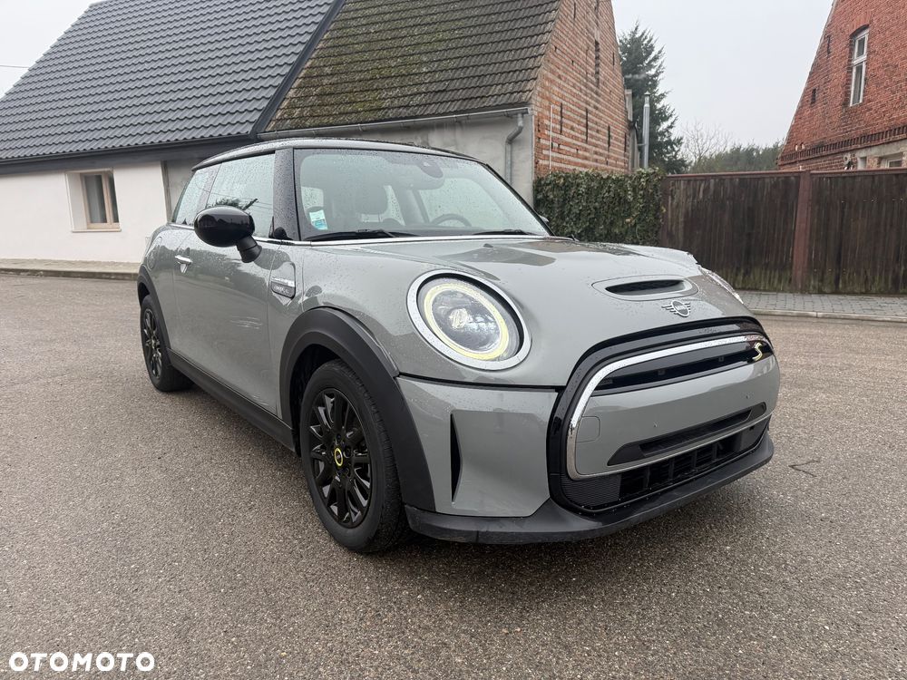 MINI Cooper SE Essential Trim - 1