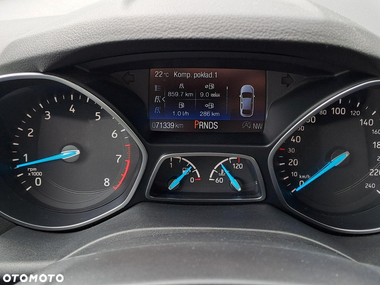 Ford Kuga - 23