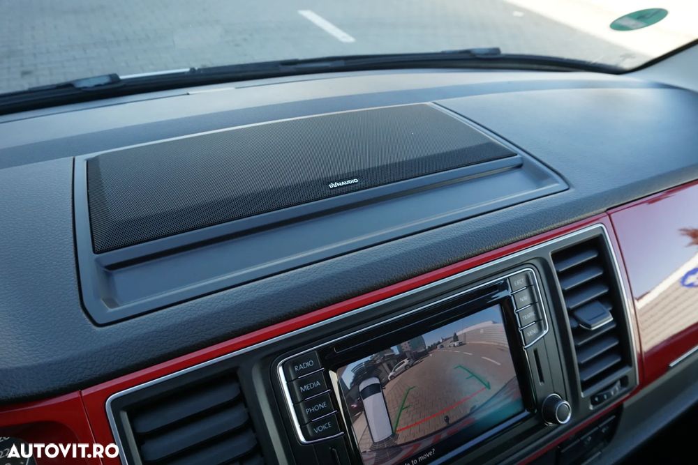 Volkswagen Multivan - 26