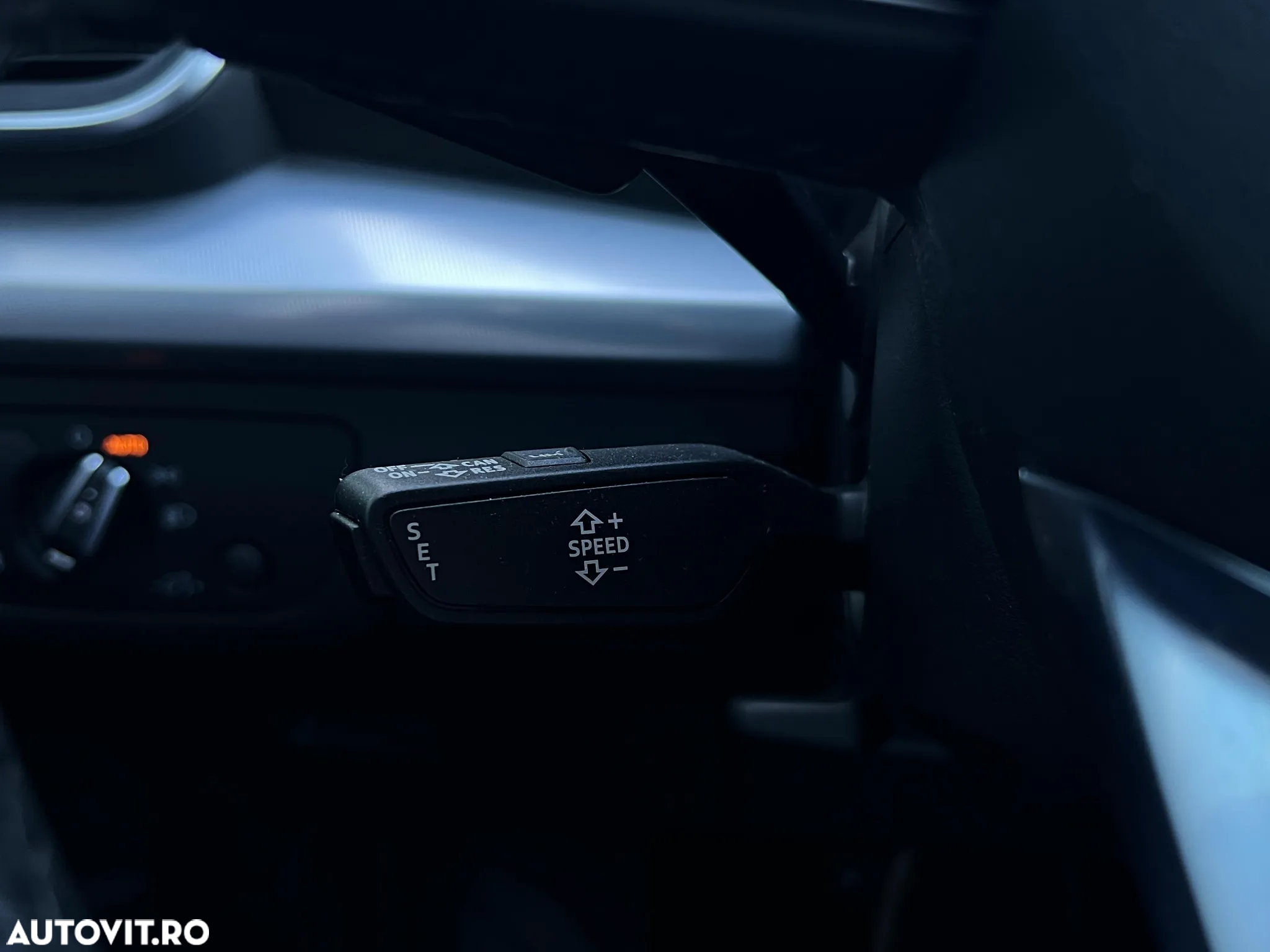 Audi Q5 2.0 40 TDI quattro S tronic Design - 27