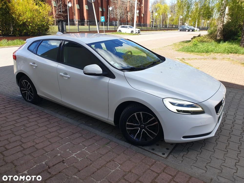 Volvo V40 D2 Momentum - 11