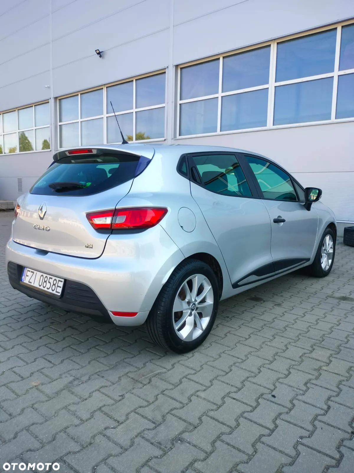 Renault Clio 1.5 dCi Business - 9