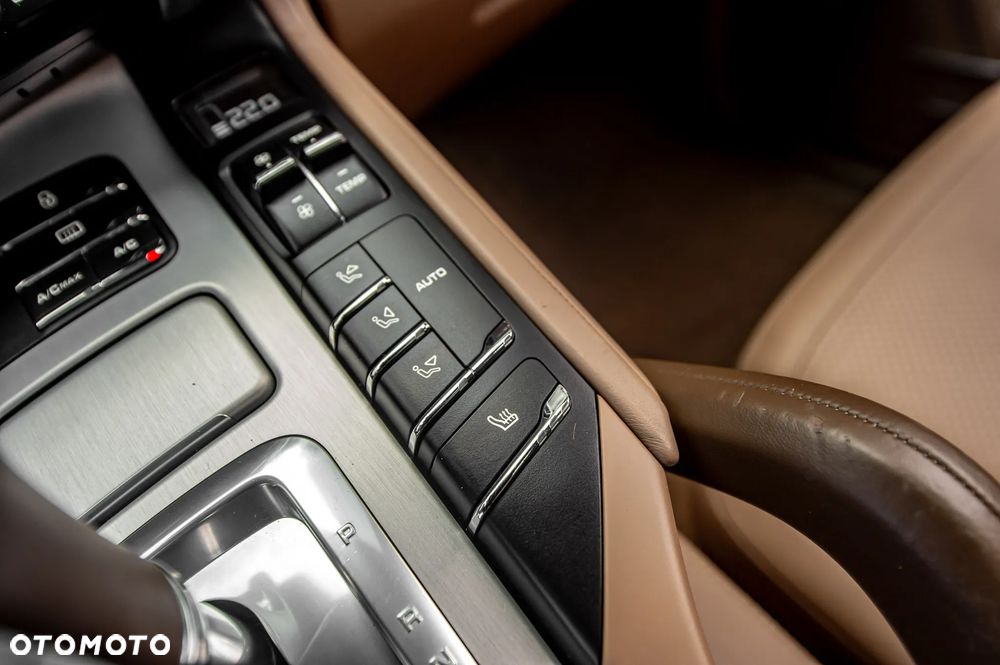 Porsche Cayenne S - 29