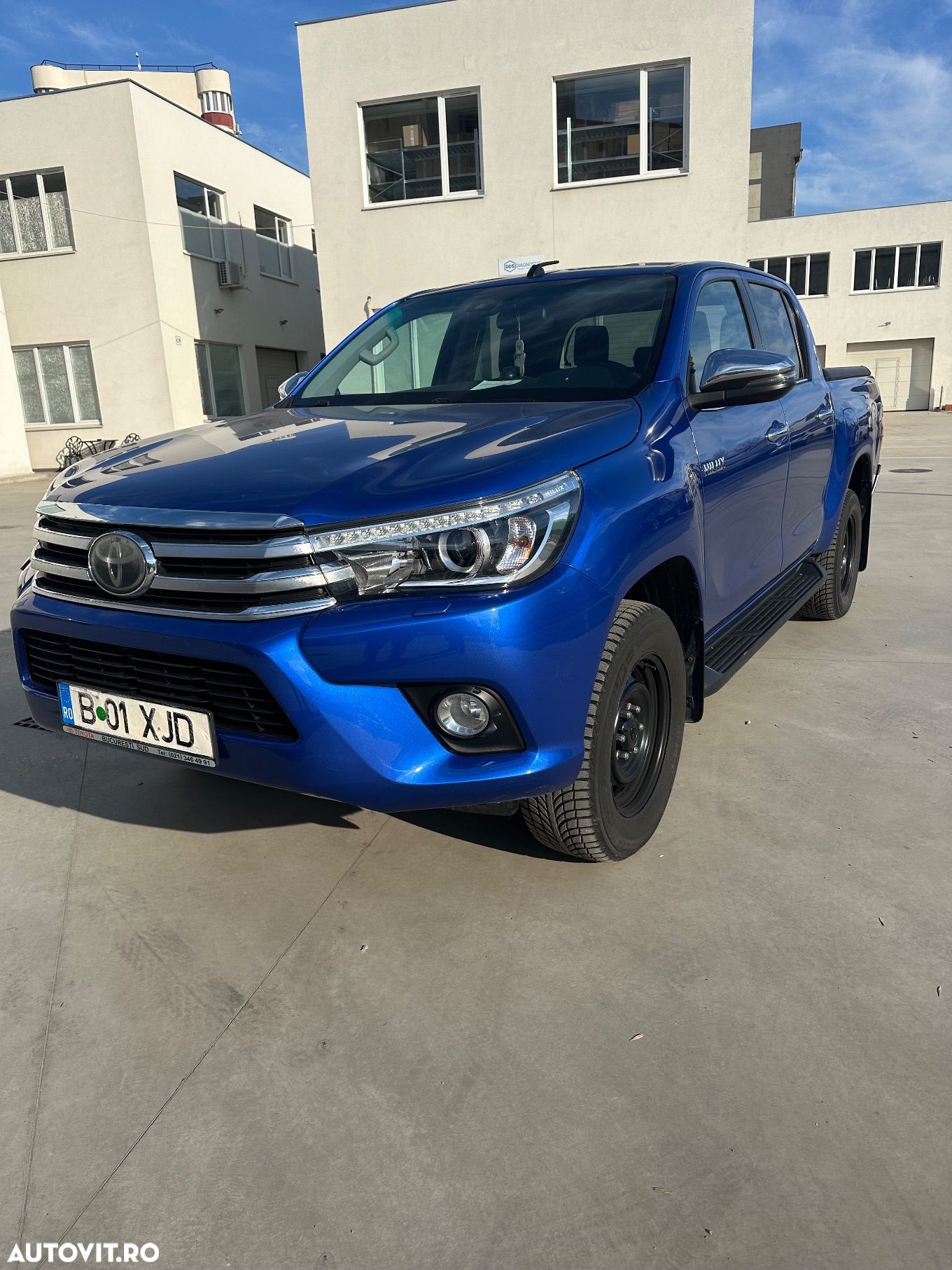 Toyota Hilux 4x4 Double Cab A/T Invincible - 1