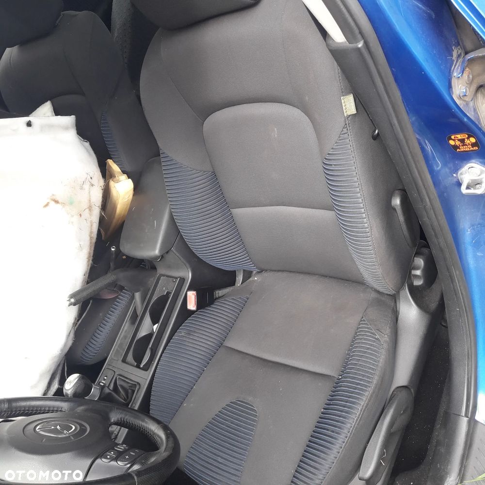 Mazda 3 bk 03-09   Zagłówki zagłówek tył tylny kanapa  siedzisko tyna fotel - 8