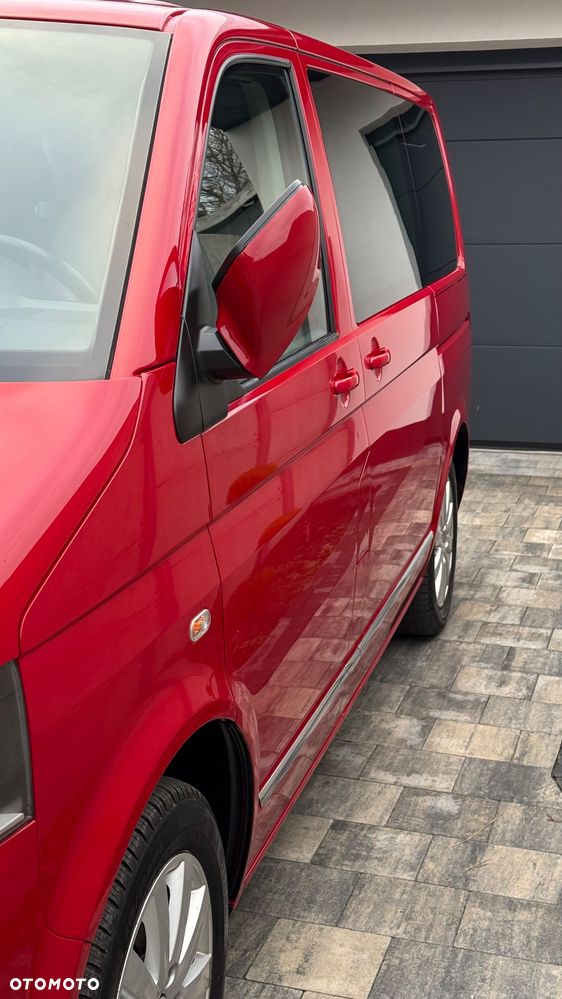 Volkswagen Multivan - 12