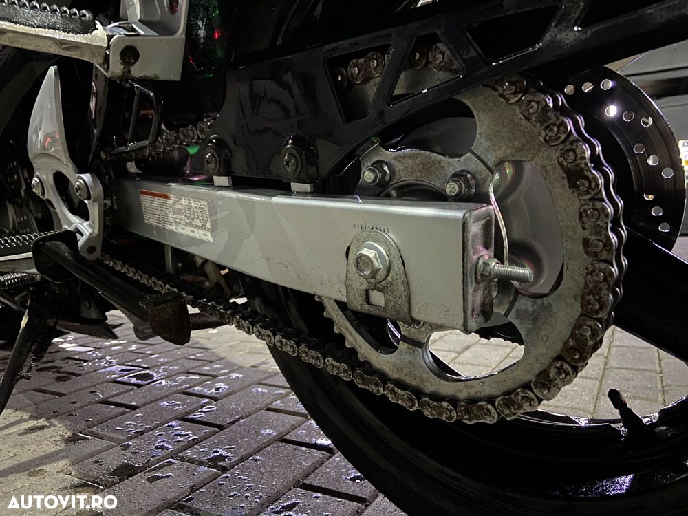 Suzuki GSX 750F Katana - 9