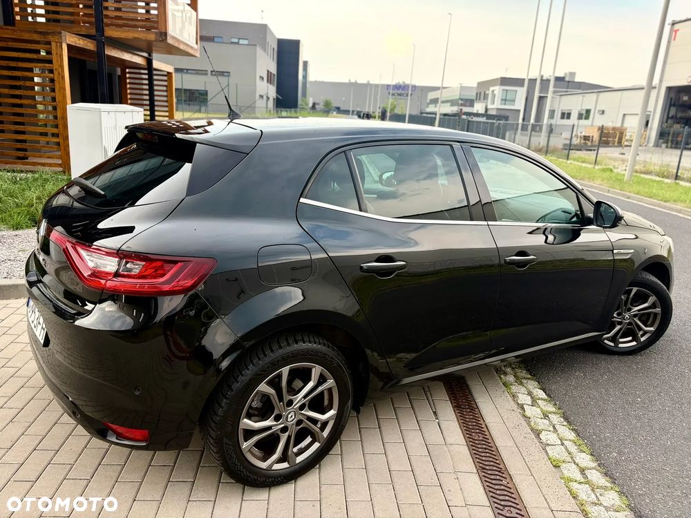 Renault Megane ENERGY TCe 130 BOSE EDITION - 21