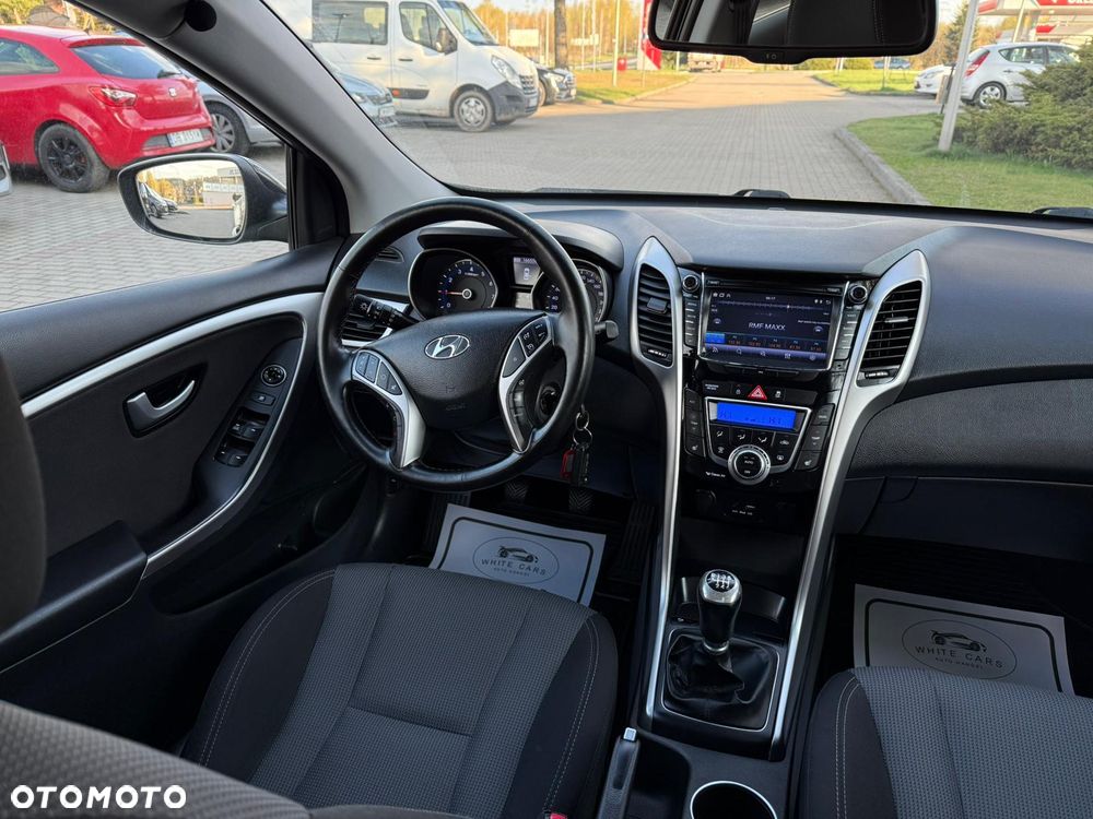 Hyundai i30 1.4 Passion - 39