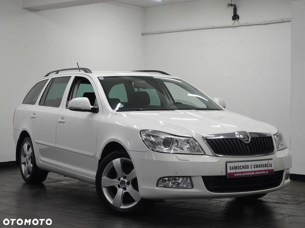 Skoda Octavia 1.6 TDI DPF Elegance - 11