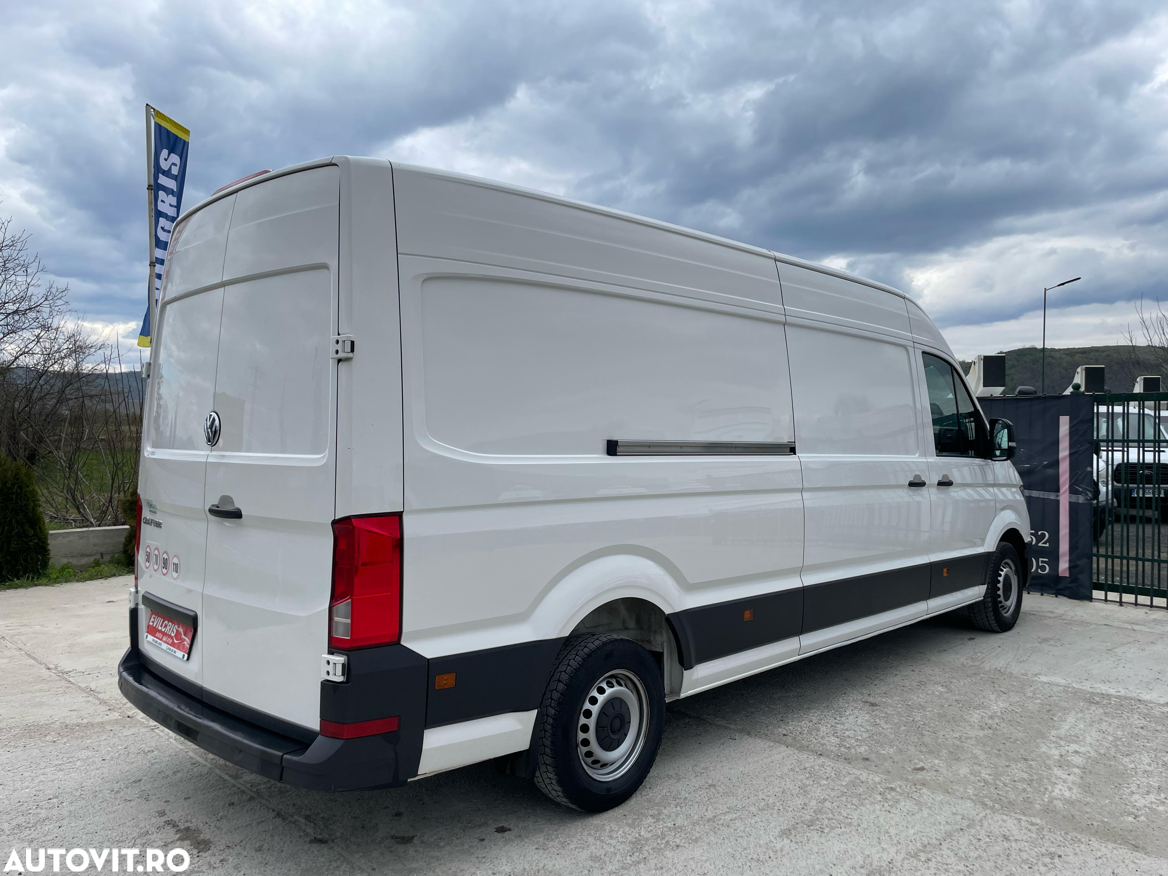 Volkswagen Crafter L4H3 LUNG - 12