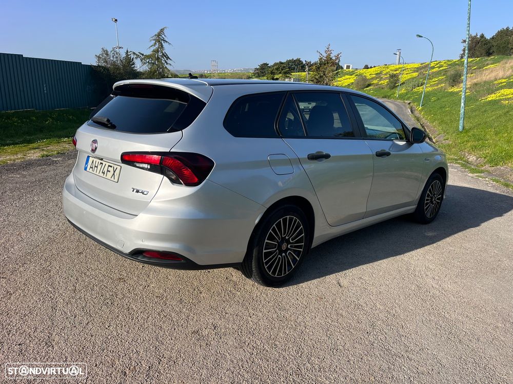 Fiat Tipo Station Wagon 1.0 GSE T3 City Life - 4