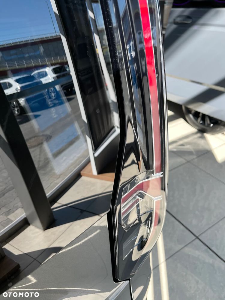 Volkswagen Caddy 2.0 TDI DSG - 10