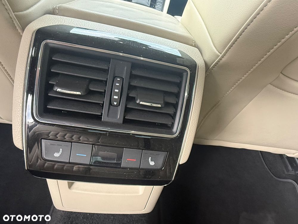 Skoda Superb 2.0 TSI 4x4 L&K DSG - 5