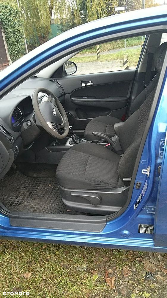 Hyundai i30 1.4 Comfort - 4