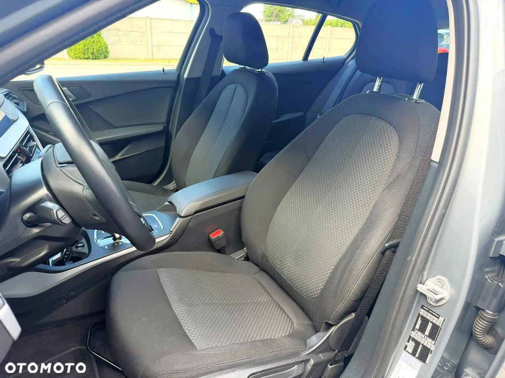 BMW Seria 1 118i - 16