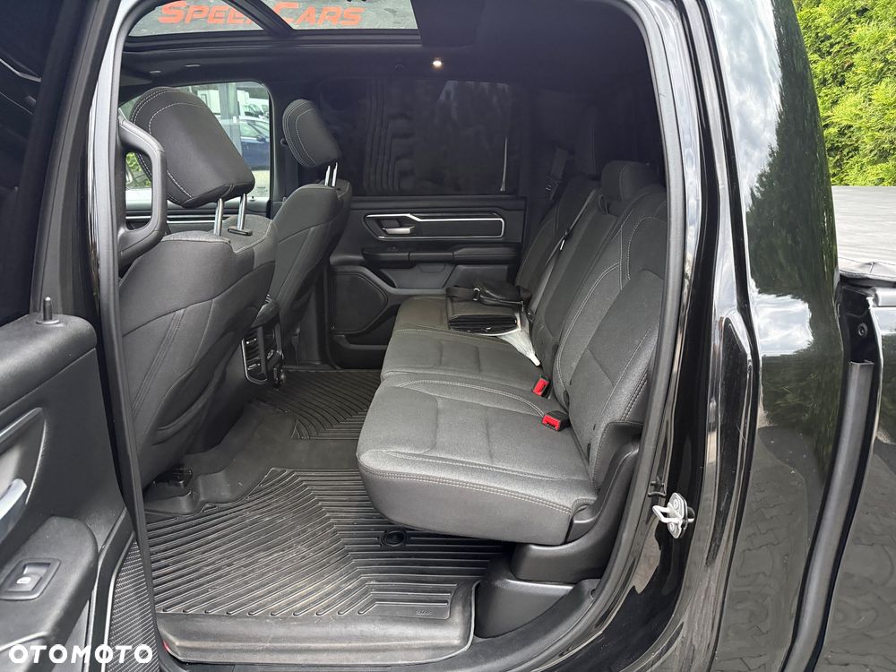 RAM 1500 - 11