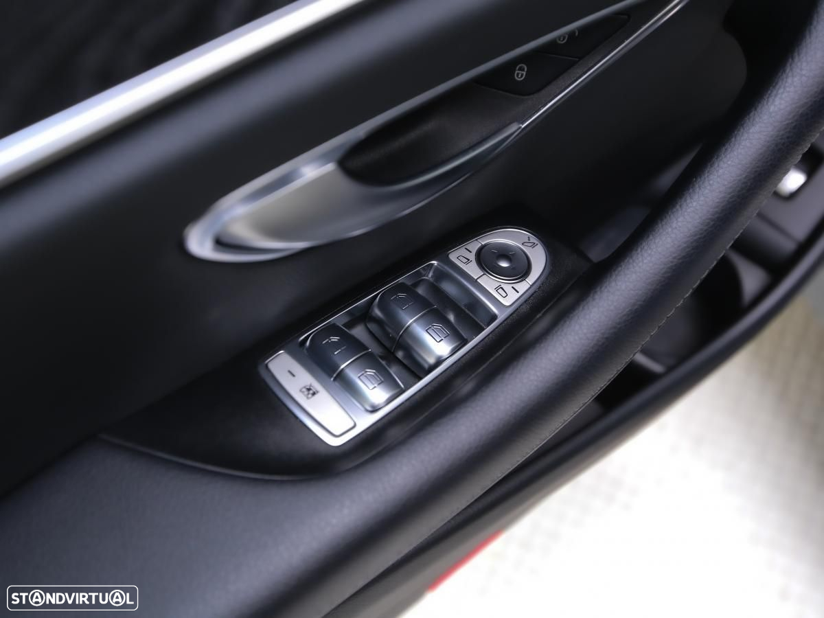 Mercedes-Benz E 300 de 4Matic T 9G-TRONIC Exclusive - 14
