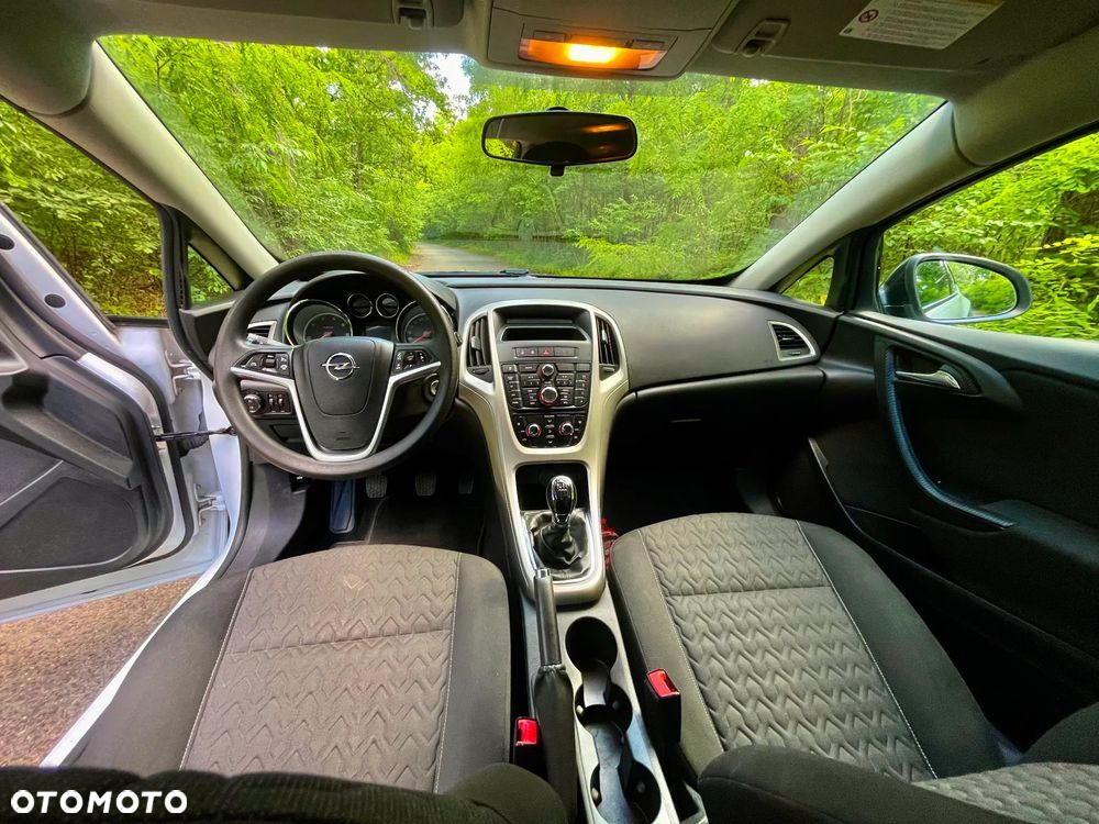 Opel Astra GTC 1.7 CDTI DPF ecoFLEX Start/Stop 107g Active - 10