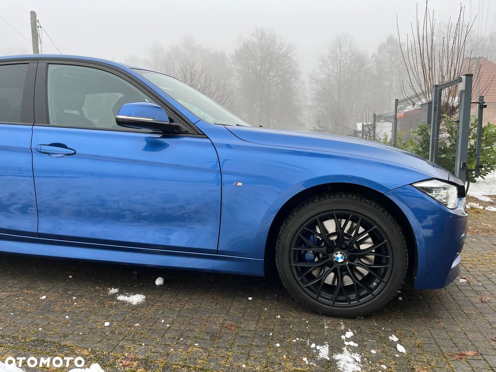 BMW Seria 3 330i xDrive M Sport - 8