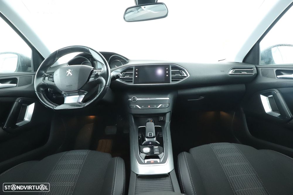 Peugeot 308 PureTech 130 EAT8 Allure - 3