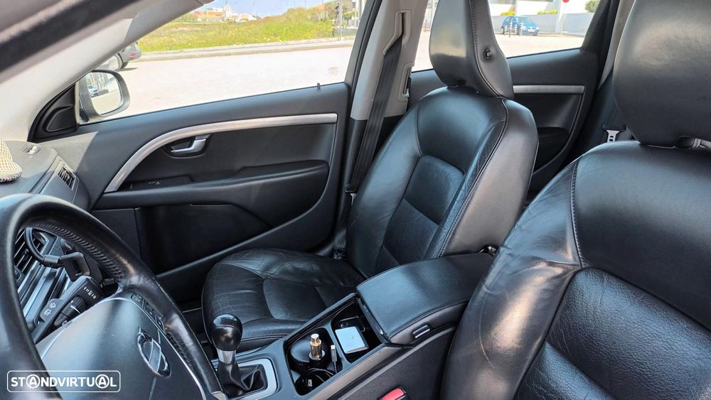 Volvo V70 2.0 D3 Summum - 7