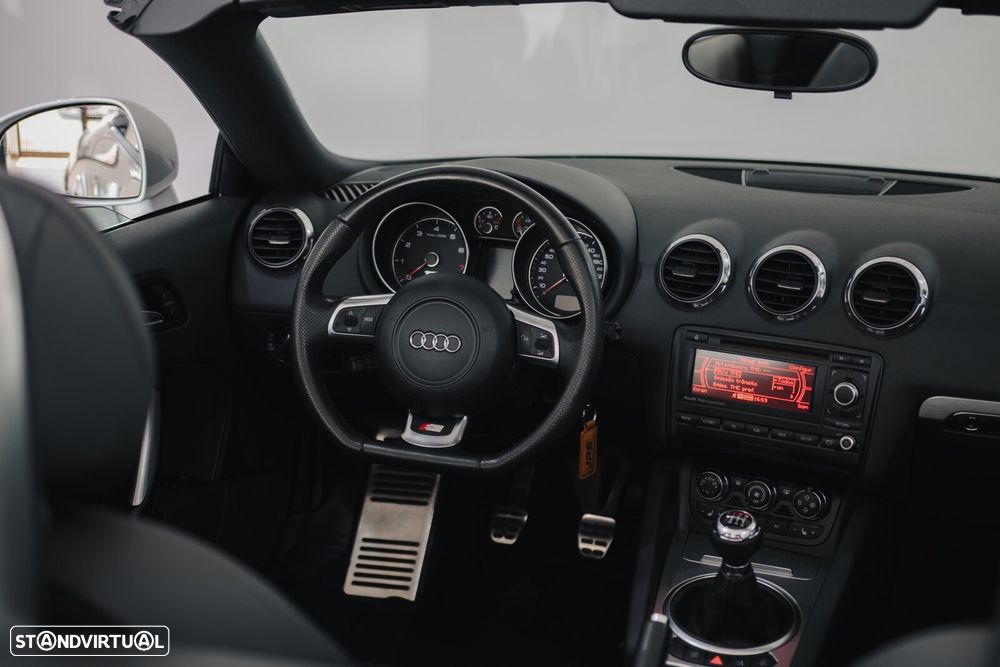 Audi TT Roadster 2.0 TFSi S-line - 31