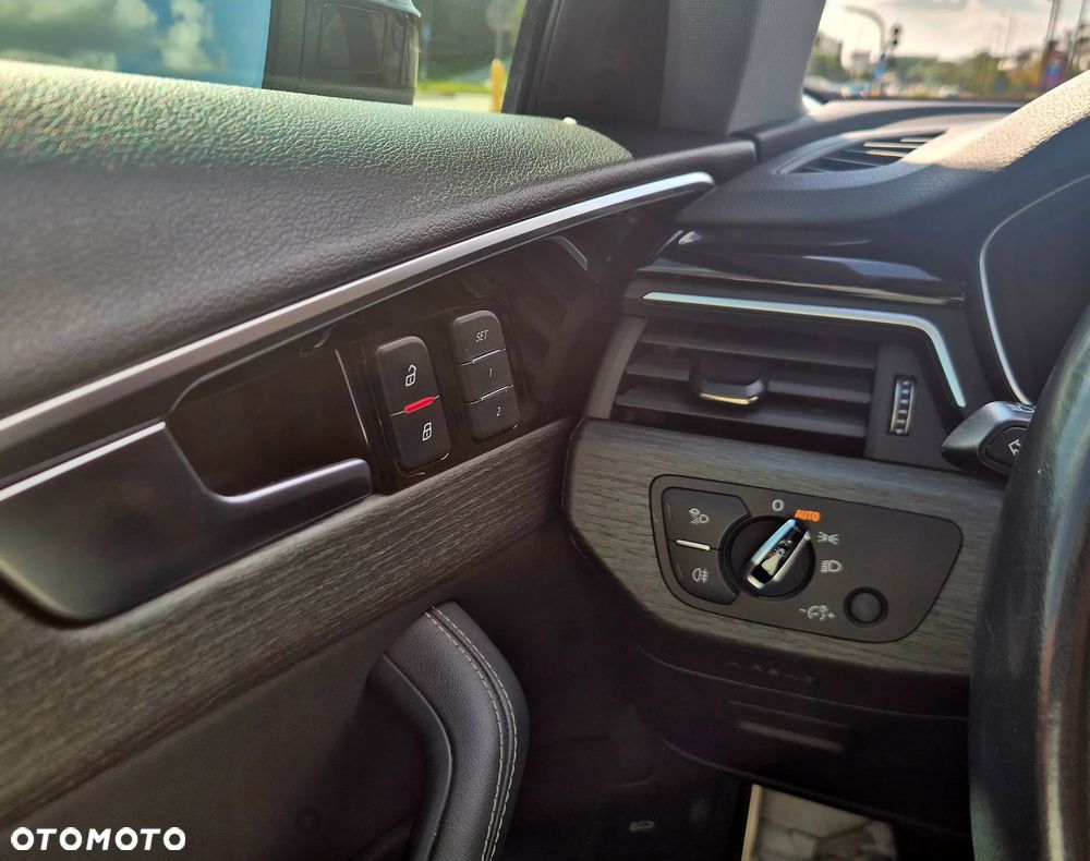 Audi A4 Limousine 40 TFSI mHEV Advanced S tronic - 26