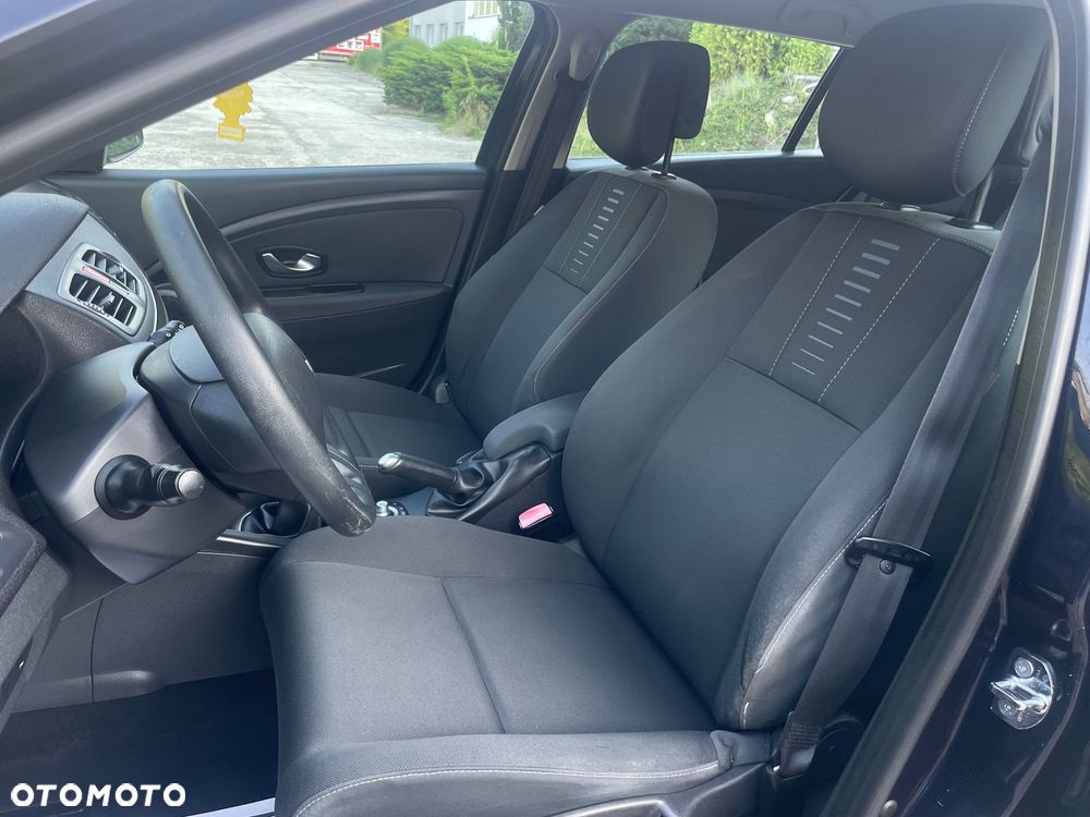 Renault Megane 1.5 dCi Privilege - 5