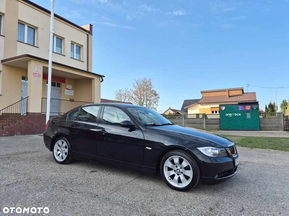 BMW Seria 3 320i - 2