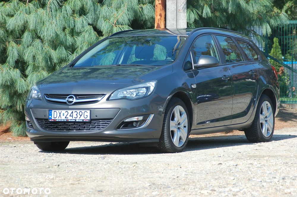 Opel Astra 1.4 Turbo Cosmo - 2