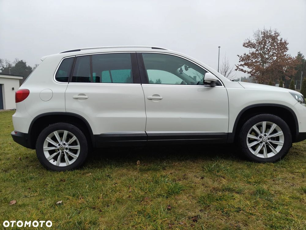 Volkswagen Tiguan - 12