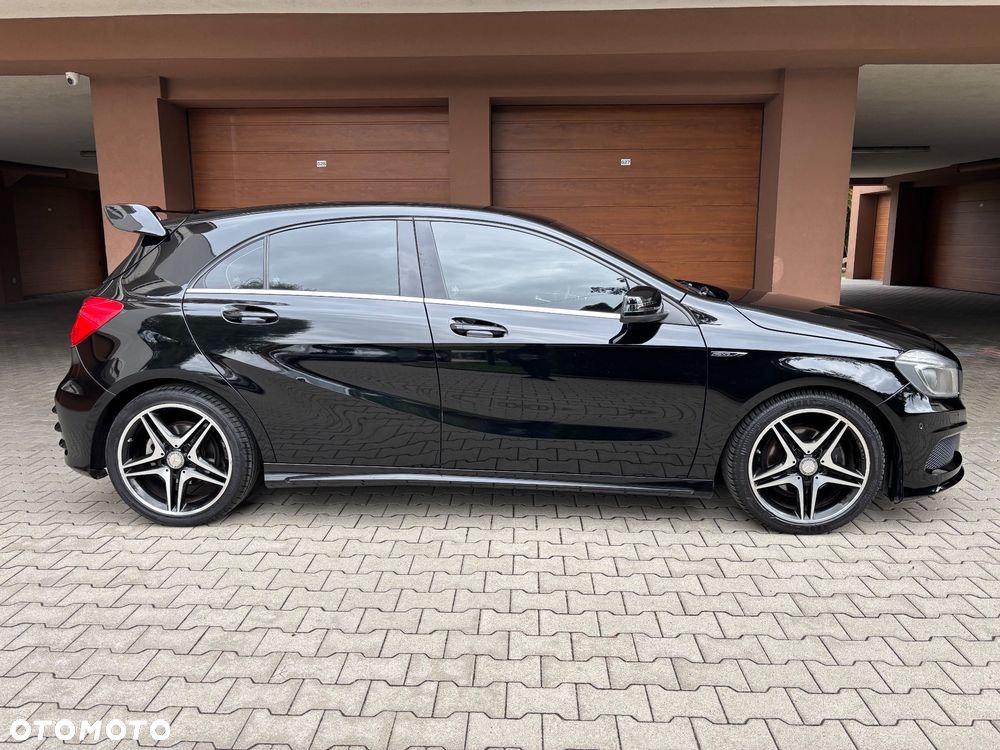 Mercedes-Benz A-Class 2015 photo 5