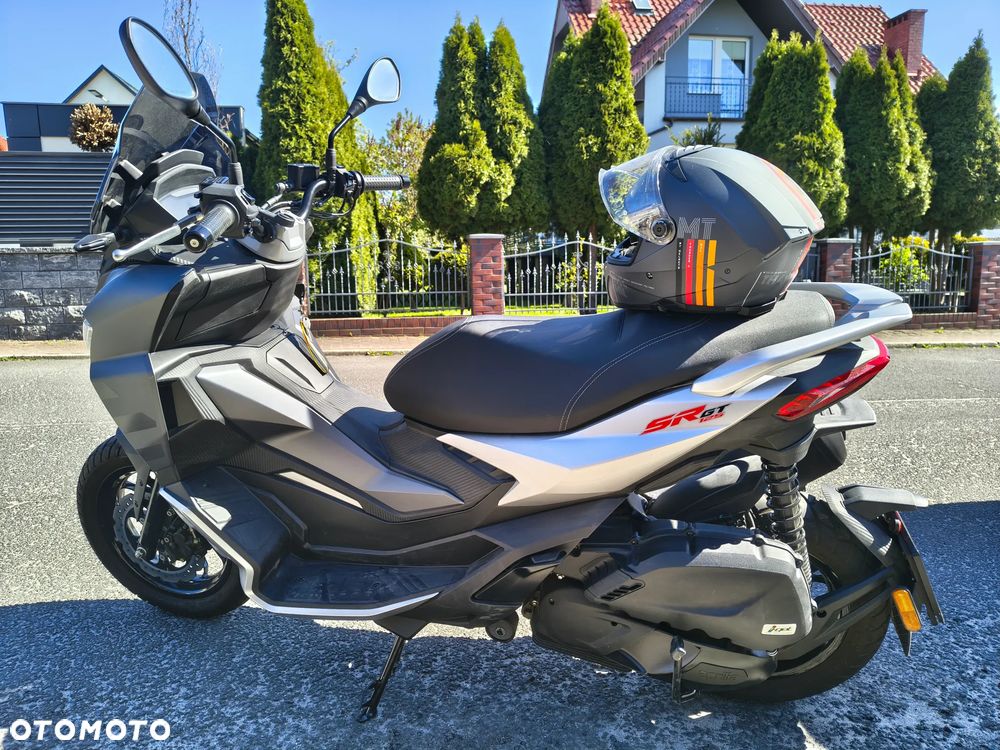 Aprilia SR - 1