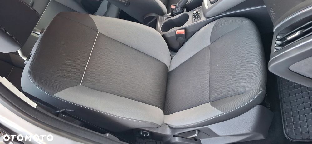 Ford Focus - 27