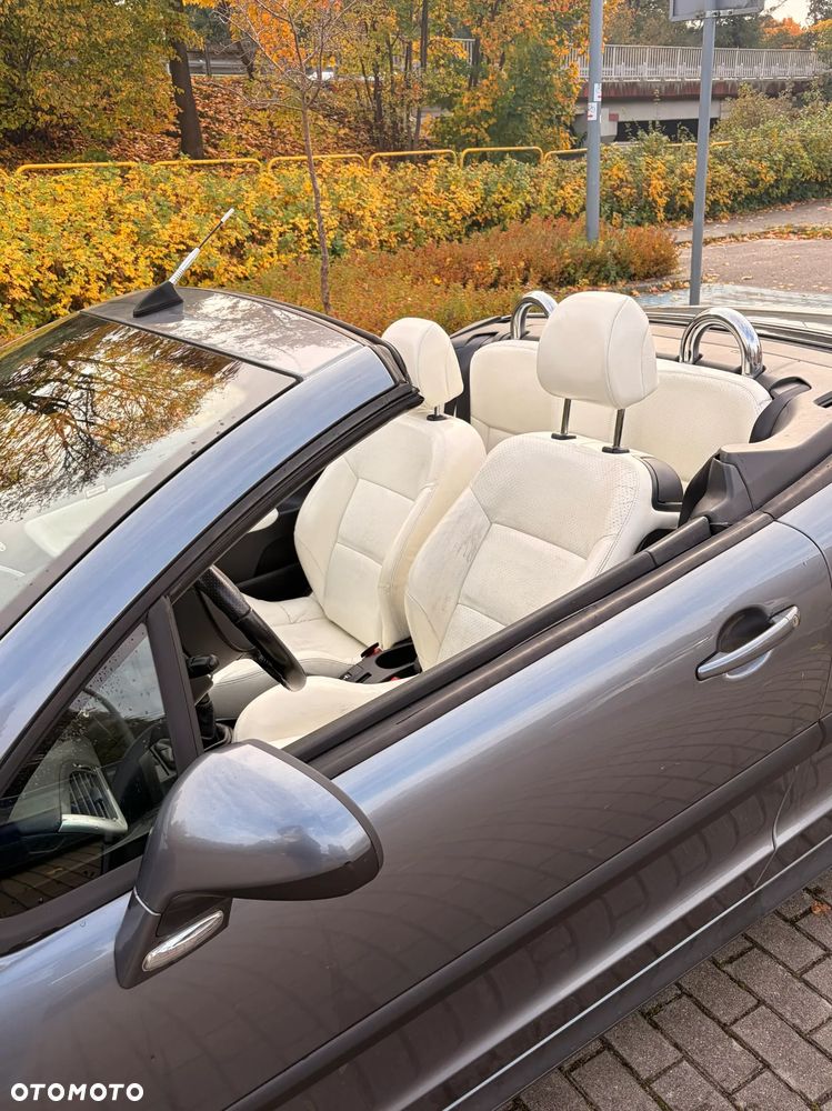 Peugeot 207 2007 photo 4