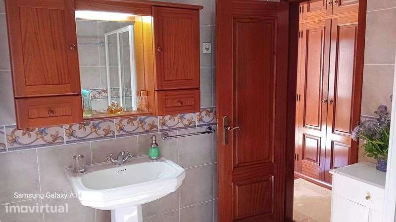 Arrendo suite com 30 m2 com wc sala e estacionamento grátis - Grande imagem: 4/7
