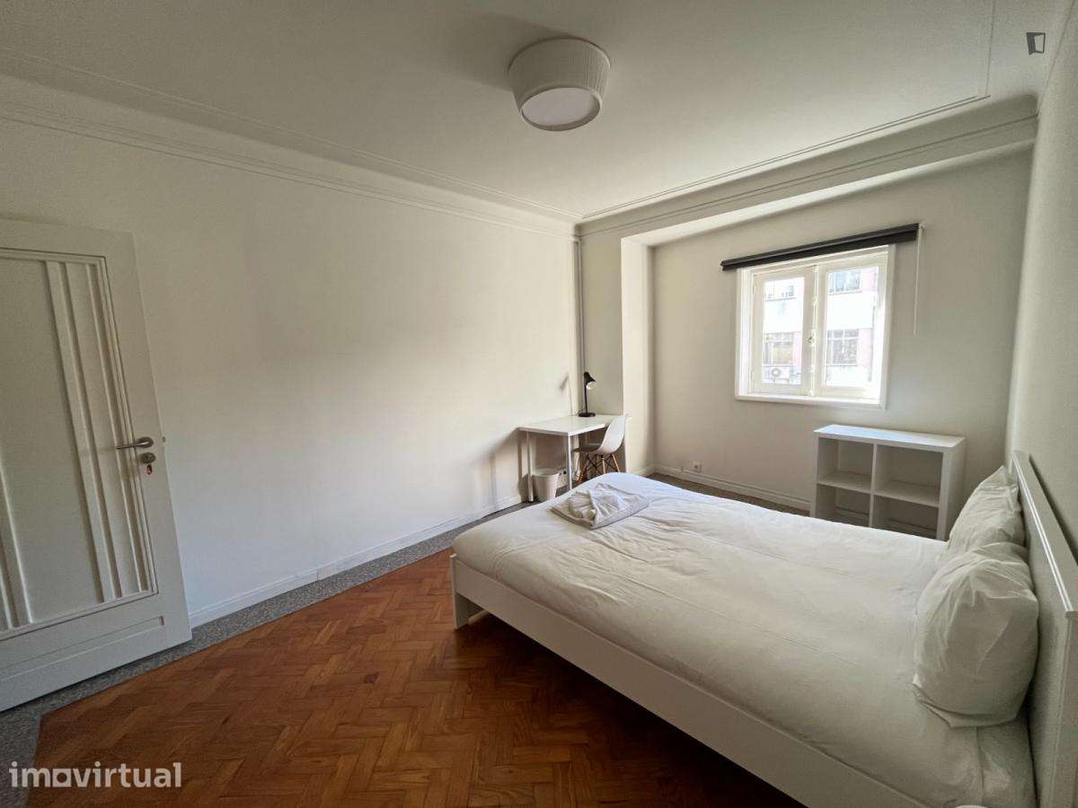 Quarto - localizado em Cedofeita Porto - Grande imagem: 2/32