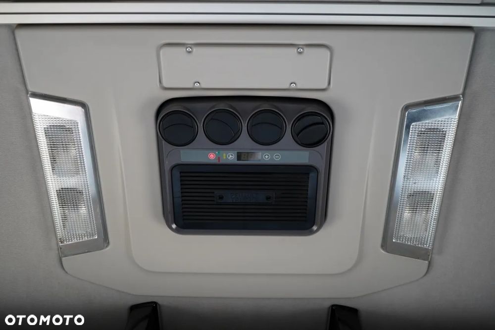 Renault T 440 / 13 LITROWY / RETARDER / KLIMA POSTOJOWA  /  ALUFELGI / SPROWADZONY / PO KONTRAKCIE SERWISOWYM - 32