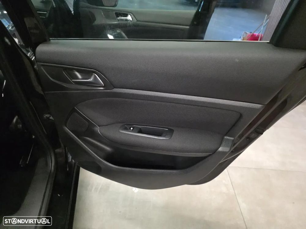 Peugeot 308 SW BlueHDi 120 Stop & Start Active - 8