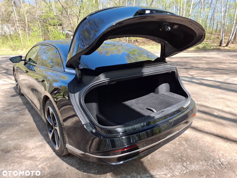 Lucid Air - 13