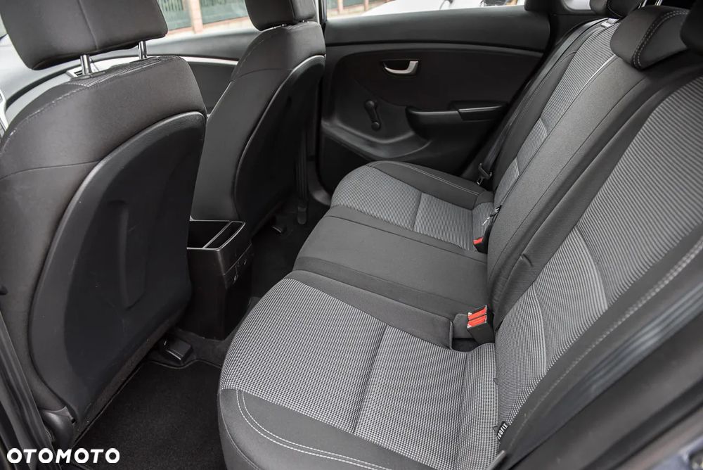 Hyundai i30 1.4 Premium - 22