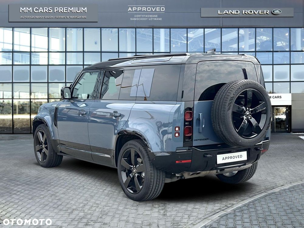 Land Rover Defender - 3