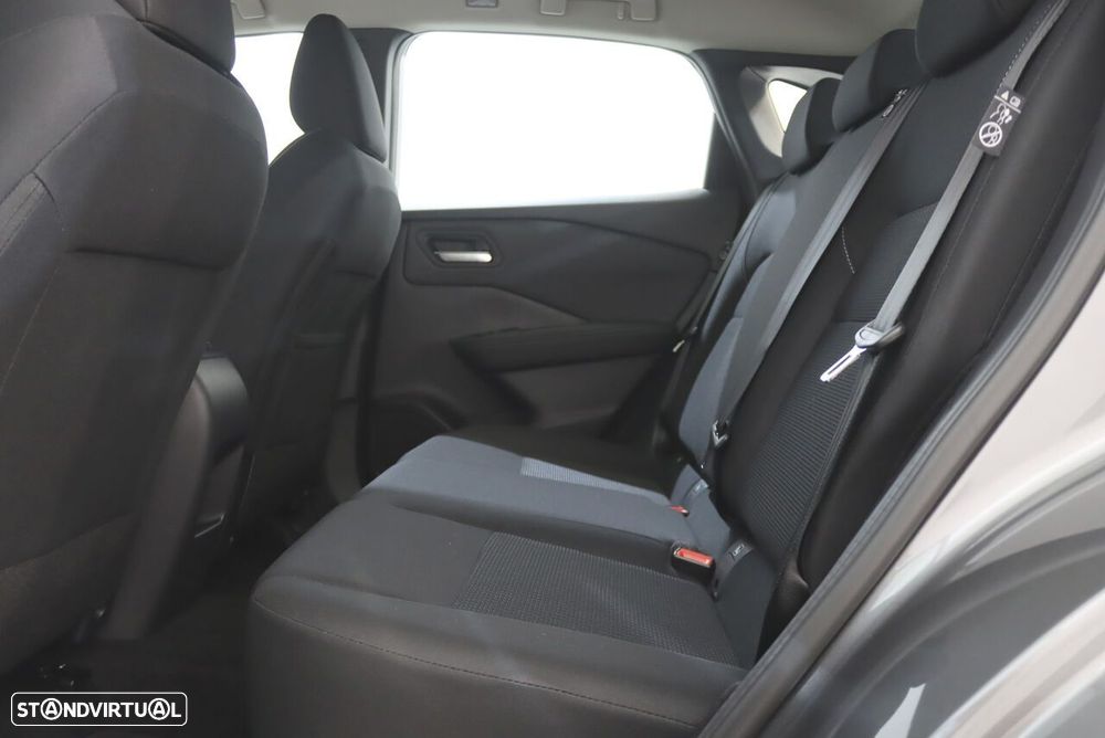 Nissan Qashqai 1.3 DIG-T Engage - 8