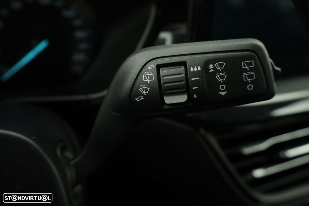 Ford Focus 1.0 EcoBoost MHEV ST-Line - 18