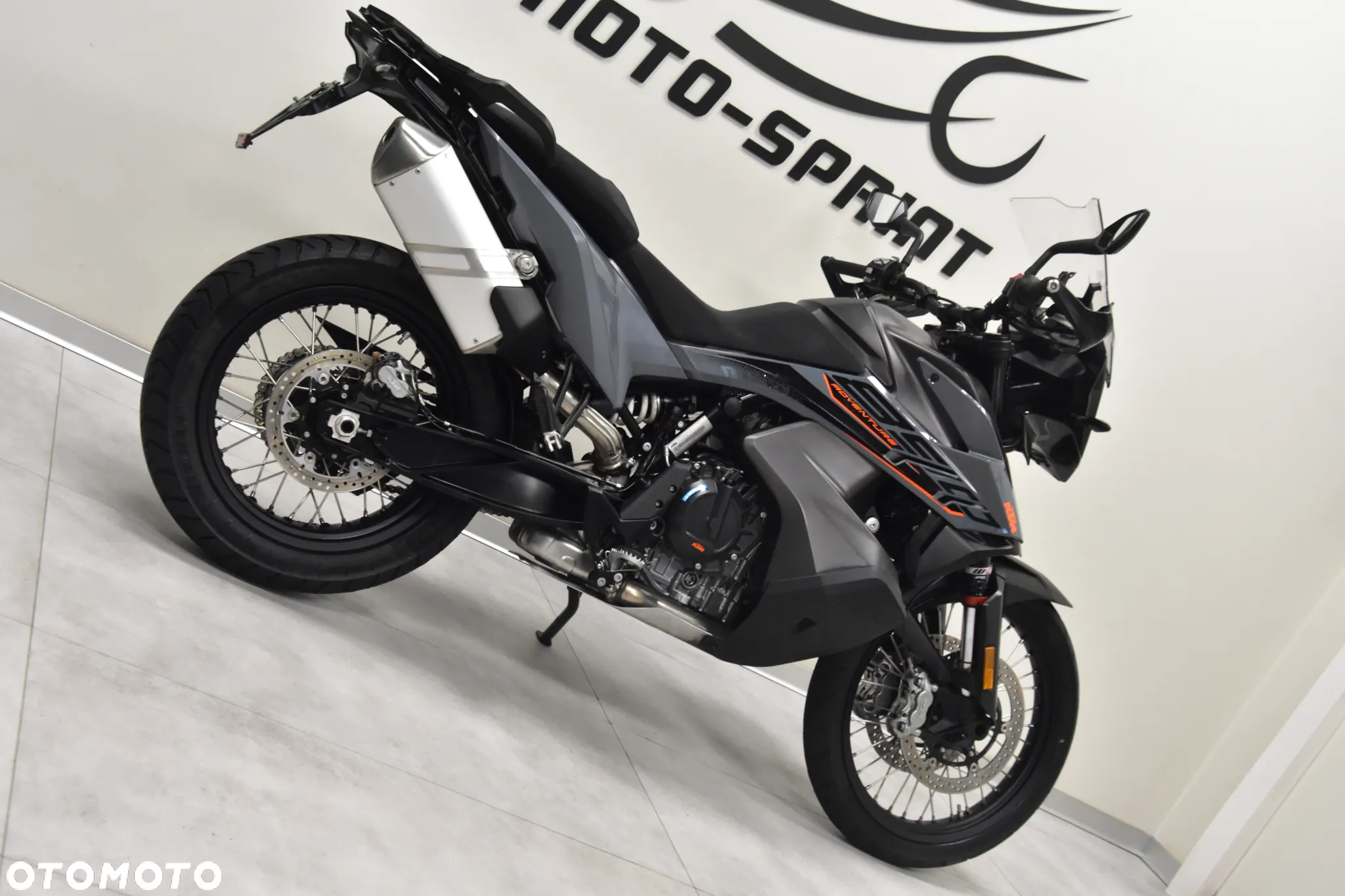 KTM Adventure - 9
