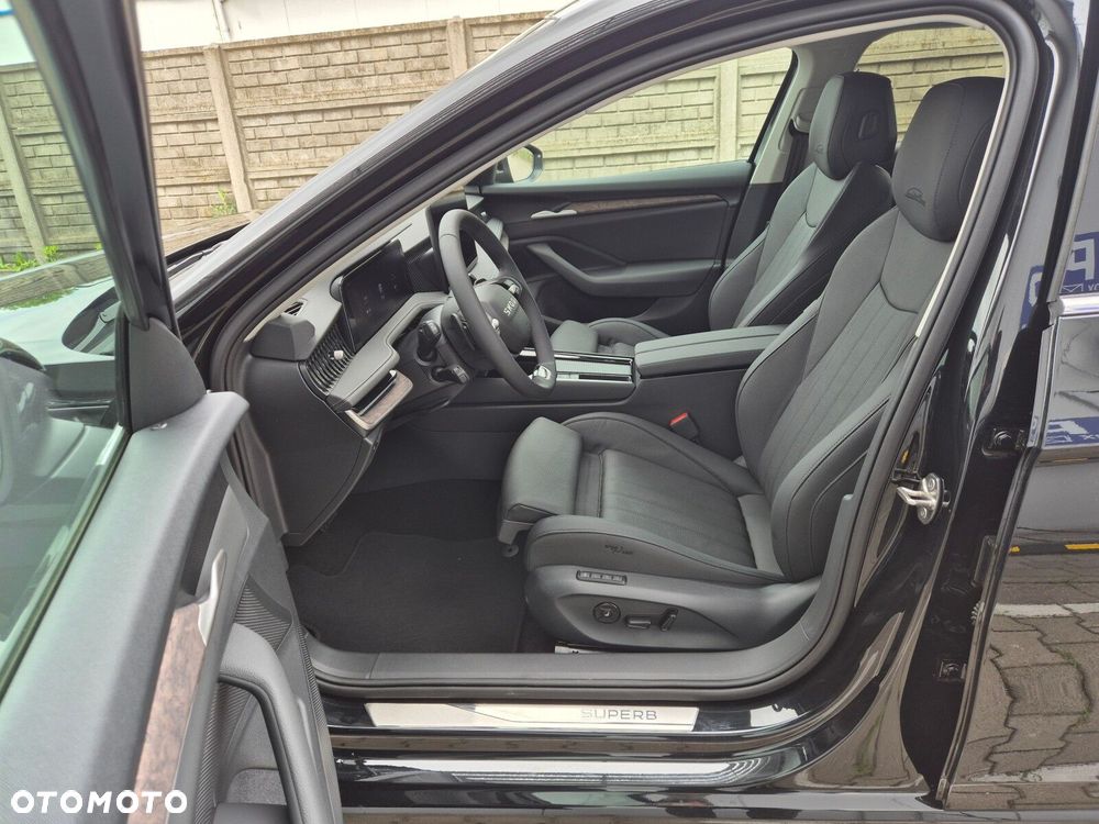 Skoda Superb 2.0 TDI SCR 4x4 L&K DSG - 19