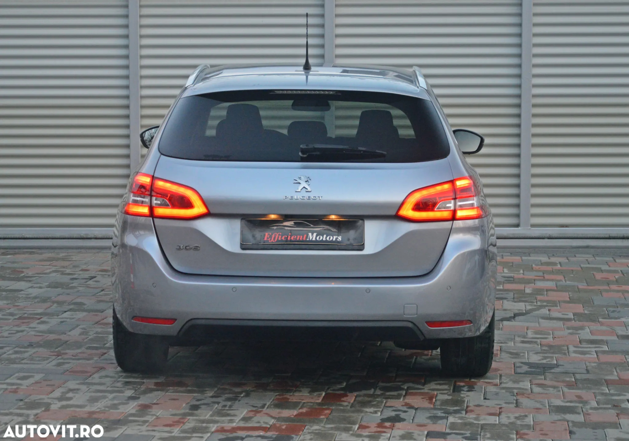 Peugeot 308 SW BlueHDi 130 EAT6 Stop & Start Allure - 19