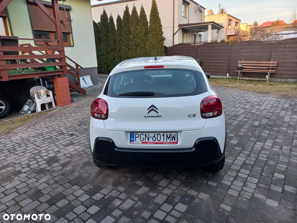 Citroën C3 BlueHDi 100 S&S PLUS - 11