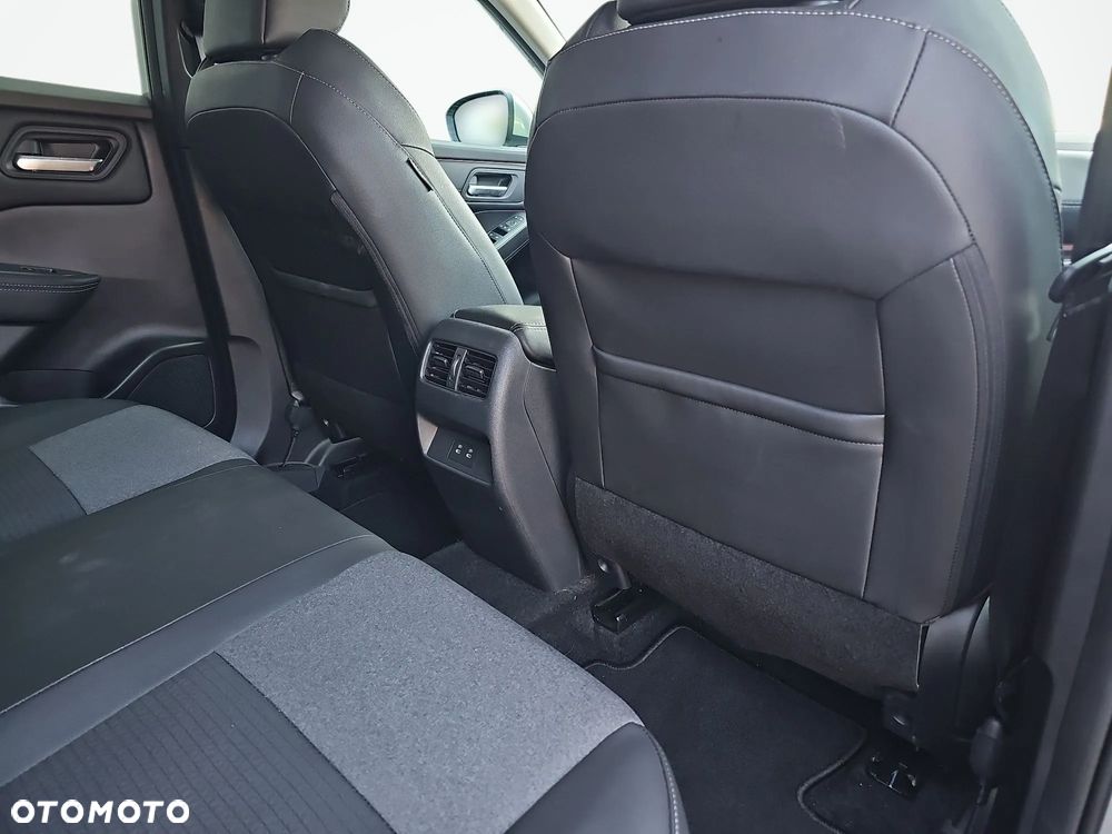 Nissan Qashqai - 12